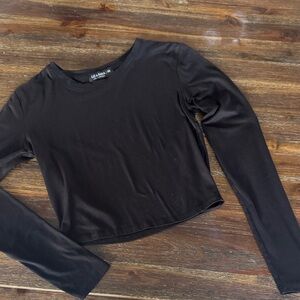 Women's Black Long Sleeve Crop Top